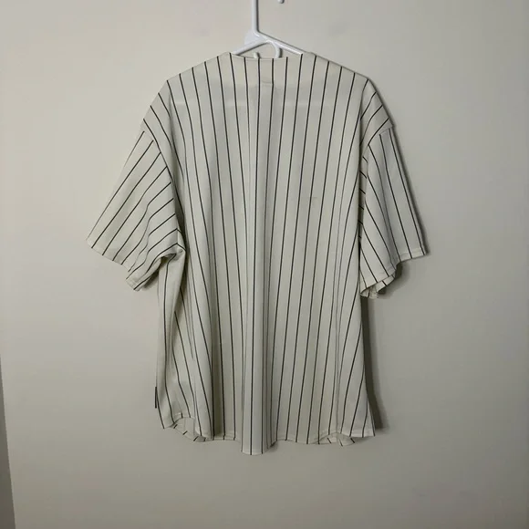 Majestic Genuine Merchandise Men’s XXL Minnesota Twins Baseball Jersey - Picture 3 of 10